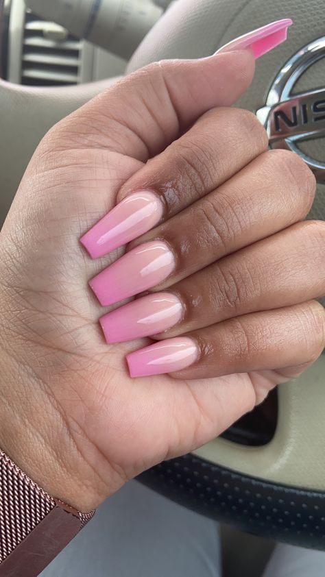 Fading Pink Nails, Nails Fade Color, Fade Pink Nails, Pink Ombre Nails French Tips, Ombre Pink Nail Designs, Vacation Nails Acrylic Coffin, Pink Fade Nails Ombre, Faded Pink Nails, Pink Ombré Acrylic Nails