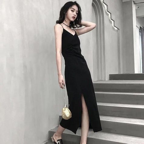 Women's Summer Black Camisole V-neck Sexy Dress Woman Dress Vestido De Mujer Femme Robe Long Black Summer Dress, Black Camisole Dress, Evening Party Outfit, Suspenders For Women, Summer Black Dress, Dress Woman, Black Camisole, Woman Dress, Maxi Dress Prom