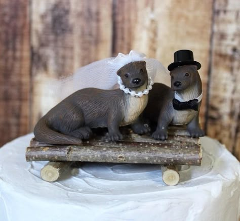 Otter Wedding, Best Friend Cake, River Otters, Country Wedding Cakes, Dog Cake Topper, White Chest, Black Top Hat, River Otter, I'm Crazy