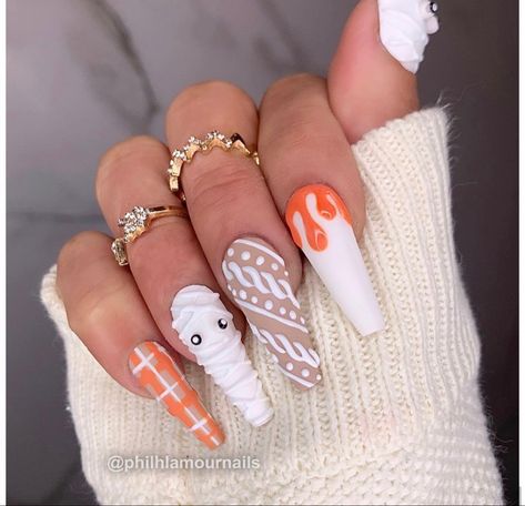 Halloween Sweater Nails, Elegant Halloween Nails, Halloween Nails Orange, Horror Nails, Secret Nails, Holloween Nails, Halloween Acrylic, Cow Nails, Halloween Acrylic Nails