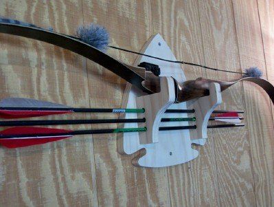 Traditional By Nature Arrow Head Bow Rack Deer Hunting Decor, Diy Bow Holder, Crossbow Rack, Hunting Crossbow, Archery Shop, Bow Rack, Diy Crossbow, Archery Gear, Crossbow Arrows