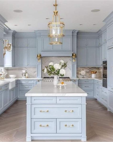 Blue And Gold Kitchen, Baby Blue Kitchen, Light Blue Kitchens, Navy Kitchen, Estate Interior, Kitchen Fun, Wedgwood Blue, Gold Kitchen, Blue Kitchen