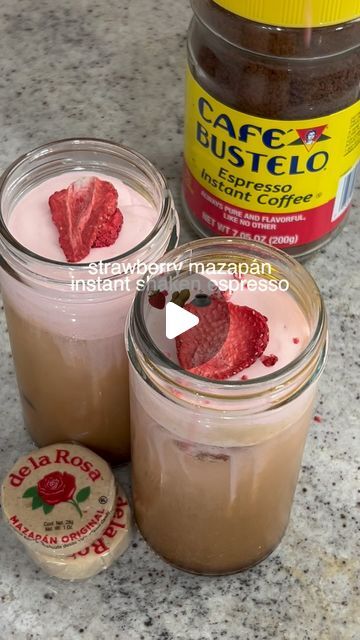 Mazapan Latte Recipe, Mazapan Coffee, Mazapan Iced Coffee, Mazapan Latte, Capachino Recipe Coffee Drinks, Vanilla Coffee Shakerato, Mexican Mocha Recipe, Instant Espresso, Flavored Water Recipes