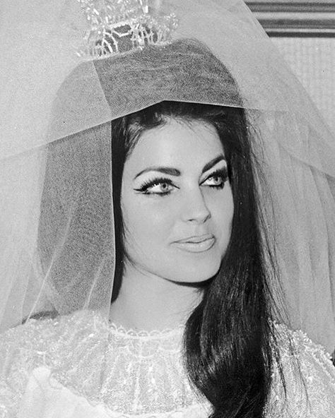 Priscilla Presley Cilla Presley, Priscilla Presley Wedding, Young Priscilla Presley, Priscilla Beaulieu, Terrence Loves You, Brunette Barbie, Elvis Wedding, Elvis And Priscilla, Priscilla Presley