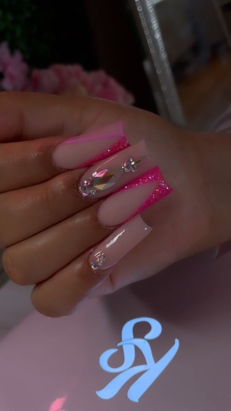 Birthday Nails Febuary, Gel X Long Nails, Pink Libra Birthday Nails, Pink Nails Birthday Set, Pink Acyrilics Nails Designs, Bday Nail Ideas, Pretty Pink Nails Acrylic, Nail Designs For Birthday, Nails Acrylic Birthday