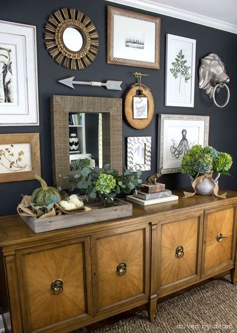 Eclectic+gallery+wall+on+dark+charcoal+walls+|+console+decorated+with+pumpkins+and+fall+flowers Charcoal Walls, Driven By Decor, Eclectic Gallery Wall, Diy Casa, Design Living Room, A Living Room, Design Living, Eclectic Decor, Autumn Home