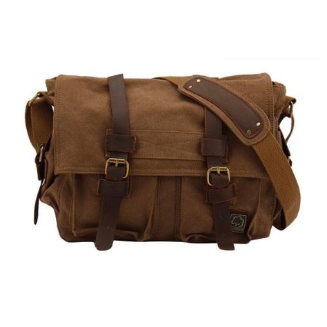 A classic messenger bag. Brown Messenger Bag, Canvas Laptop Bag, Sacs Design, Business Briefcase, Canvas Messenger Bag, Photography Gear, Messenger Bag Men, Vintage Military, Vintage Canvas