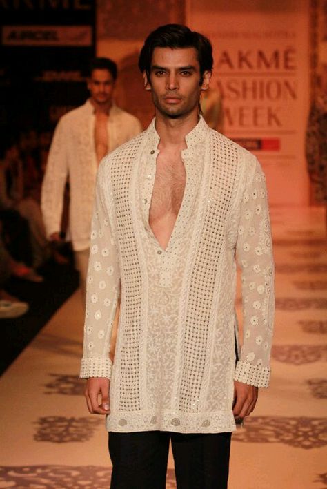 Indian man fashion Lukhnowi Kurta For Men, Lucknowi Chikankari Kurta For Men, Chicken Kari Kurta For Men, Lucknowi Kurta For Men, Sims Wedding, Kurta Designs Men's, Lucknowi Embroidery, Boys Dresses, India Fashion Men