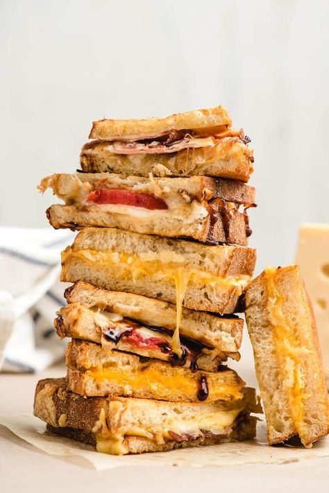 Unique Sandwich Recipes, Air Fryer Grilled Cheese, Fresh Tomato Soup, Ultimate Grilled Cheese, Grilled Cheese Recipe, Lemon Drop Cookies, Making Grilled Cheese, Healthy Sandwich Recipes, Cheese And Tomato