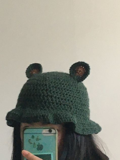 Dark Green Yarn Crochet Ideas, Things To Crochet With Dark Green Yarn, Dark Green Crochet Ideas, Croshet Hat, Dark Green Crochet, Green Yarn, Crochet Inspo, Ideas Crochet, Junk Drawer