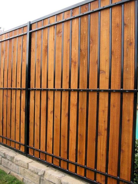 Patio Walls, Fence Design Ideas, Diy Privacy Fence, Gate Fence, Wood Fence Design, House Fence Design, Small Fence, Gate Ideas, Privacy Fence Designs