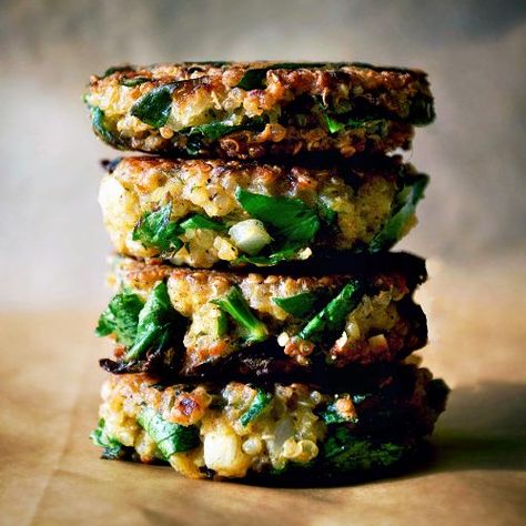 Quinoa & Swiss Chard Patties | occasionallyeggs.com Tahini Dip, Fish Cakes Recipe, Swiss Chard Recipes, Vegetarian Quinoa, High Protein Dinner, Chard Recipes, Protein Dinner, Fish Cakes, Swiss Chard