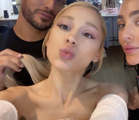 Ariana Grande Brasil, Cloud Pink, Ariana Grande Photos, Ariana Grande Pictures, Ariana G, Cat Valentine, Eternal Sunshine, Girls World, I Love Girls