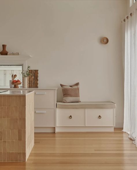 It's the tiling on that island (and in the shower, and in the scullery) for me ✨️ #sundaylovesspaces⁠ ⁠ Interior Design by @leyer_td⁠ Photography @cricket.s_art⁠ 1920s Cottage, Timber Shelves, 1920s House, Cute Cottage, White Picket Fence, Timber Door, Reclaimed Timber, Lifestyle Store, Timber Flooring