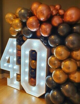 Birthday Decor For Him, Large Light Up Letters, Balloon Board, 40 Af, Baloon Garland, Light Up Numbers, 40th Birthday Balloons, Balloon Displays, 40th Bday Ideas