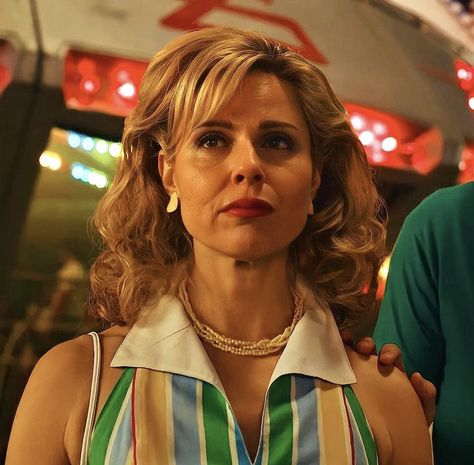 Cara Buono Stranger Things, Stranger Things Mom, St Aesthetic, Karen Wheeler, Rachel Price, St Cast, 80s Hair, Stranger Things Tv, 80s Aesthetic