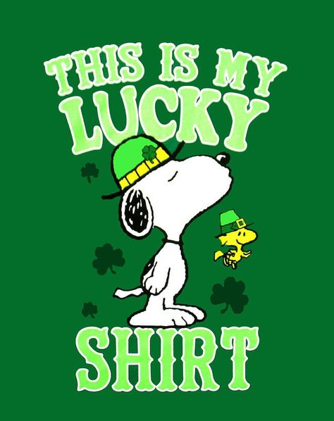 St. Patrick's Day Happy St Pattys Day, Funny Snoopy, Snoopy Store, Wallpaper Snoopy, St Patricks Day Wallpaper, Peanut Gang, St Patricks Day Quotes, Vintage Snoopy, Irish Quotes