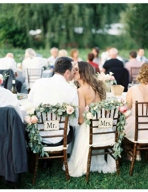 Decoration for the bride and groom chairs. Long Table Dinner, Bride Groom Chairs, Dinner Under The Stars, Bride Groom Table, Sitting Arrangement, Vintage Groom, Intimate Wedding Venues, Table Dinner, Wedding Chair Decorations