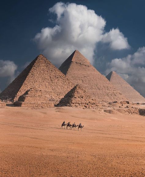 VISUALHUB on Twitter: "Views above Cairo, Egypt… " Ancient Places, Pyramids Egypt, Great Pyramid Of Giza, Ancient Kingdom, Egyptian Pyramids, Visit Egypt, Egypt History, Pyramids Of Giza, Egyptian History