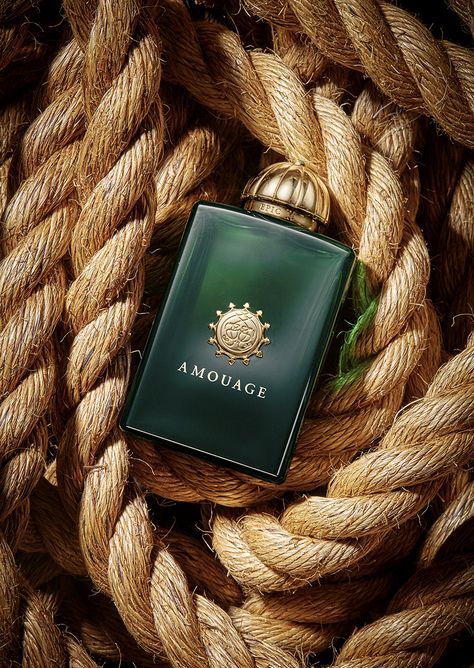 Amouage Perfume, Fragrance Photography, Ad Photography, Diy Kosmetik, Perfume Photography, Perfume Ad, Cosmetics Photography, 사진 촬영 포즈, Beauty Products Photography