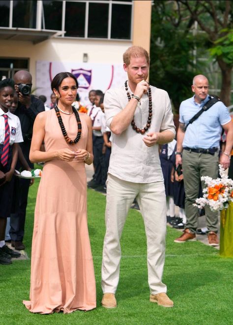 Prince Harry and Meghan Markle visit Abuja school as they arrive Nigeria (photos/video) Check more at https://www.asknig.com/prince-harry-and-meghan-markle-visit-abuja-school-as-they-arrive-nigeria-photos-video/ Meghan Markle Nigeria, Prince Harry And Meghan Markle, Harry And Meghan Markle, Royal Family News, Beige Outfit, Royal Weddings, Polo Club, Prince Harry And Meghan, Harry And Meghan