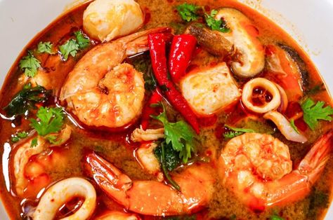 Seafood Tom Yum Soup Thai Tom Yum Soup, Tom Yum Noodles, Thai Seafood, Tom Yum Paste, Seafood Stock, Thai Soup, Tom Yum Soup, Prawn Shrimp, Tom Yum