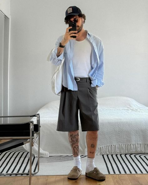 🌿 Mens Shorts Outfits, Mens Workwear, Summer Shorts Outfits, Workwear Fashion, Cool Fits, Stylish Mens Outfits, Outfits Aesthetic, Fitness Inspiration, Short Outfits