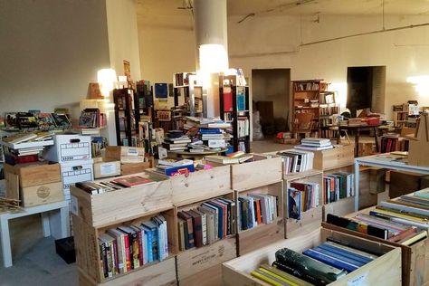 Pop-up Bookstore Honors a Man Who Meant to Give It All Away Bookstore Pop Up Booth, Pop Up Bookstore, Tom Burgess, Pop Up Booth, Buffy Sainte Marie, Wooden Wine Crates, Riverside Drive, Math Workbook, Washington Heights