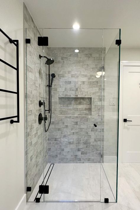 This beautiful, barrier-free shower designed by Shelter Custom Built Living, is adorned with modern, matte black shower fixtures and accented by dynamic tile and a seamless Tile Insert Linear Drain. Divine Room, Modern Casita, Matte Black Shower Fixtures, Black Shower Fixtures, Drain Tile, Minimalist Bathroom Design, Shower Inserts, Linear Drain, Barrier Free