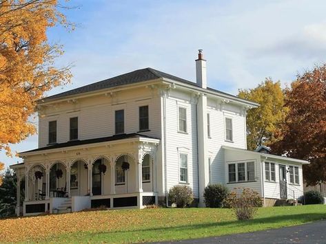 1860s Farmhouse, House Plans, Farmhouse, Exterior, House Styles, How To Plan, Books, Home Decor, Home Décor