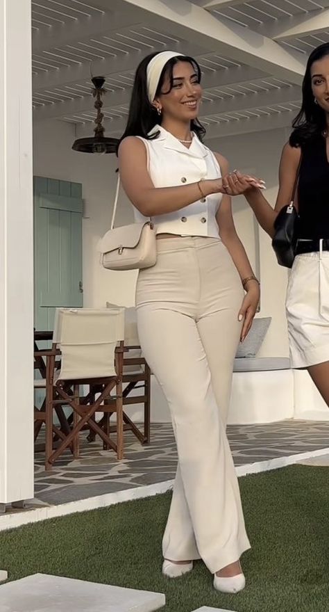 Cute Outfit Work, Cream Outfits For Women Summer, November Birthday Outfit Women, Stylish Spring Outfit 2024, Corporate Baddie Summer Outfits, Corporate Baddie Aesthetic Outfit, Classy Summer Outfits Aesthetic, Modest Outfit Ideas Summer, Church Aesthetic Outfit