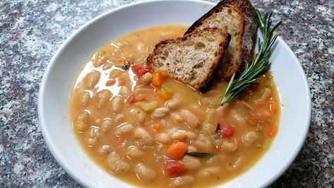 Recipe: Chicago chef Tony Priolo's cannellini bean soup - Axios Chicago Cannellini Bean Soup, Veggie Lettuce Wraps, Cannellini Beans Soup, Cannellini Beans Recipes, Beans Soup, Arancini Recipe, Cannellini Bean, Beans Recipes, Soup Beans