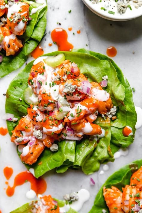 Butter Lettuce Recipes, Low Carb Menu, Blue Cheese Dressing Recipe, Salat Wraps, Buffalo Chicken Lettuce Wraps, Shrimp Lettuce Wraps, Buffalo Shrimp, Lettuce Tacos, Taco Lettuce Wraps