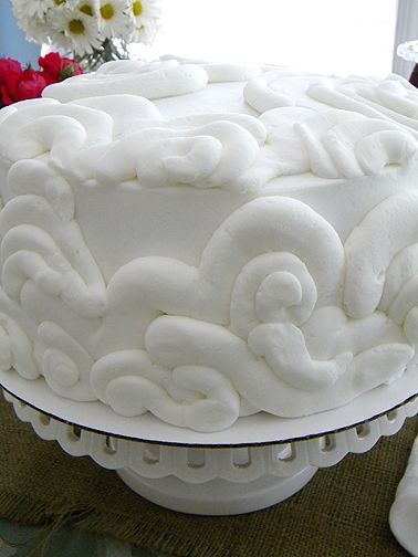 Cloud cake waiting for a rainbow topper! Cloud Smash Cake, Cloud Shaped Cake, Cloud Wedding Cake, Cloud 9 Cake Ideas, Cloud Cake Ideas, Cloud Nine Cake, Cake With Clouds, Cloud Cake Decoration, Boys 16th Birthday Cake