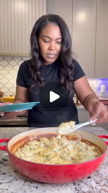 Tina Farmer on Instagram: "Cheesy Alfredo Stuffed Pasta Shells! #reels #stuffedpastashells I use a rotisserie chicken Spinach 1/2 a package of Philadelphia cream cheese 2 cups of heavy, whipping cream 2 1/2 cups of Parmesan cheese" Stuffed Pasta, Chicken Spinach, Italian Pasta Dishes, Pasta Shells, Philadelphia Cream Cheese, Whipping Cream, Stuffed Pasta Shells, Chicken Alfredo, Spinach Stuffed Chicken