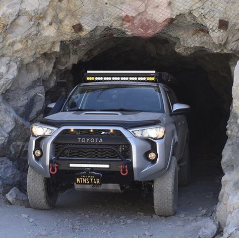 Black Toyota 4runner, 4runner Mods, Hidden Projector, Off Road Bumpers, Toyota 4runner Trd, Volkswagen Amarok, Winch Bumpers, Toyota 4x4, Projector Headlights