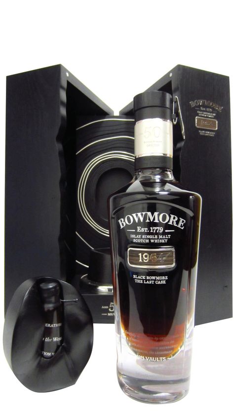 Bowmore Whisky, Happy Drink, Whisky Bottle, Dairy Drinks, Vegetable Drinks, Single Malt Whisky, Malt Whisky, Bourbon Whiskey, Scotch Whisky