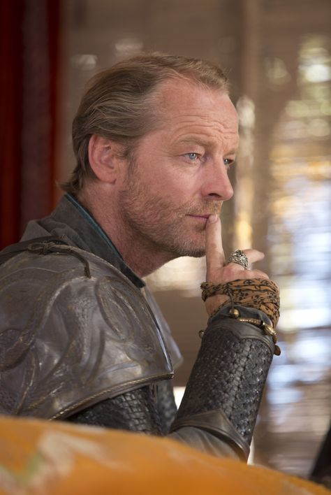 Game of Thrones - Episode Still Ian Glen, Mormont Game Of Thrones, Ser Jorah Mormont, Ser Jorah, Jorah Mormont, Iain Glen, Game Of Thrones 3, Game Of Thrones Books, Valar Dohaeris