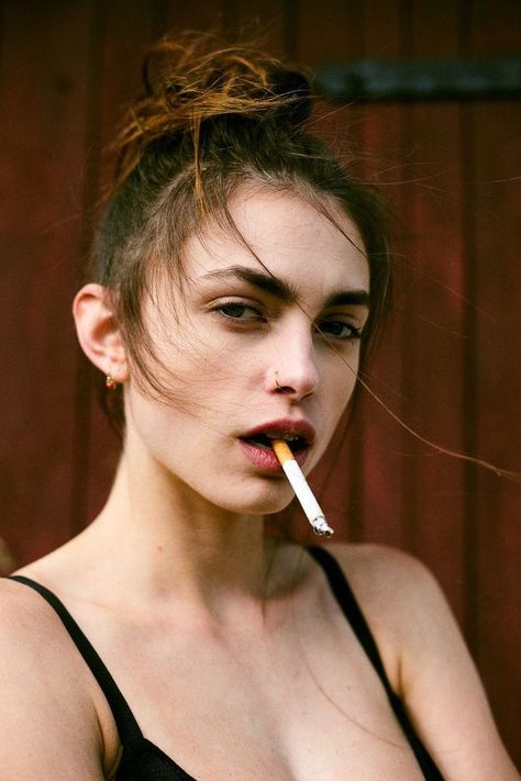 Charleen Weiss Charlie Weiss, Charleen Weiss, Cigars And Women, Beer Photos, Female Portraits, Monica Bellucci, Portrait Girl, Pretty Woman, Face And Body