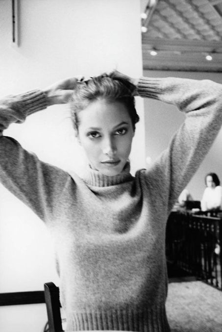 Turtleneck inspo from the lovely Ms.Turlington. Pamela Hanson, Jerry Hall, Jean Shrimpton, 90s Supermodels, Linda Evangelista, Christy Turlington, Irina Shayk, Cindy Crawford, Beauty Icons