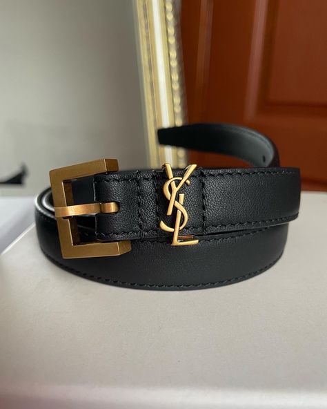 Ysl Outfit, Ysl Belt, Ysl Saint Laurent, Luxury Belts, Girly Bags, Aesthetic Grunge, Bags Designer Fashion, Luxury Bags, Bags Designer