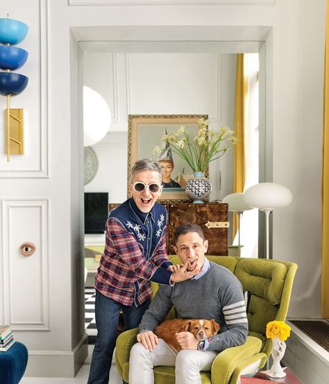 Jonathan Adler and Simon Doonan Greenwich Village Apartment, Artist Interior, Manhattan Apartment, Memphis Design, Eero Saarinen, 80s Style, Greenwich Village, Jonathan Adler, Gio Ponti