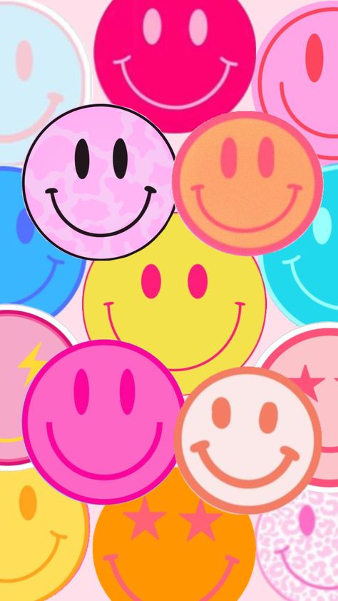 Preppy smiley faces!!!! #preppy#smileyface#preppysmiley#preppycollage#collage#beauty#slay#trending#cute#aesthetic#preppy4life#smile#bored Preppy Photos, Preppy Pictures, Preppy Pics, Sunny Vibes, Preppy Wallpaper, Smiley Faces, Preppy Aesthetic, Cute Aesthetic, Smiley Face