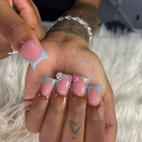 Nail Ideas For Birthday Short, Pink Winter Nails Short, Short Acrylic Nails Blue, Petty Girl, Acrylic Nail Set, Hard Nails, Colored Acrylic Nails, Girly Acrylic Nails, Cute Acrylic Nail Designs