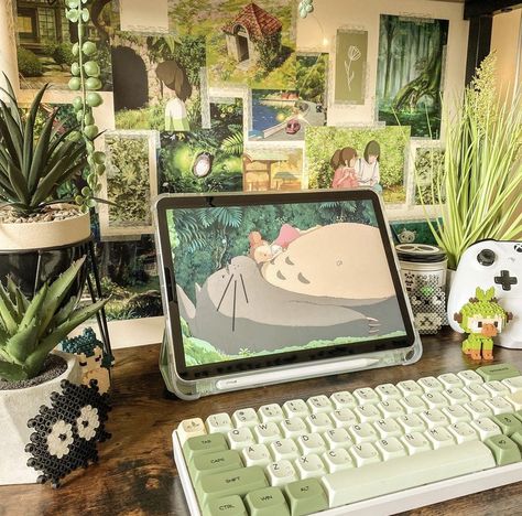 Ghibli Desk Setup, Green Gamer Aesthetic, Green Gaming Room, Green Desk Setup, Green Desk Decor, Green Gaming Setup, Cozy Pc Setup, Cozy Gamer Aesthetic, Cozy Gaming Setup