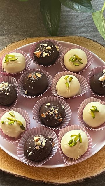 Divya Jhaveri | Food Blogger on Instagram: "𝗕𝗮𝗿𝗳𝗶 𝗧𝗿𝘂𝗳𝗳𝗹𝗲𝘀⁣ Make this easy barfi truffle recipe for the kids this Diwali. This recipe is really 2 in 1. You get the easy barfi recipe. Its so good just on its own, just set it in a pan, sprinkle with nuts and cut it in squares. But for the truffles, we are making barfi balls and then dipping them in chocolate. You can use either semi sweet or white chocolate. ⁣ ⁣ 𝗜𝗻𝗴𝗿𝗲𝗱𝗶𝗲𝗻𝘁𝘀:⁣ 2 ½ cup milk powder⁣ 1 cup milk⁣ ½ cup sugar⁣ 2 Barfi Cheesecake Recipe, Barfi Truffles, Diwali Mithai, Barfi Recipe, Chocolate Ingredients, Diwali Sweets, Baking Games, Truffle Recipe, Fusion Food