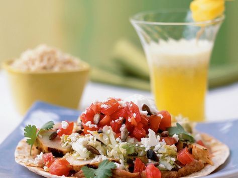 Chicken Tostada Meal | This assortment of authentic Mexican menus is the perfect choice for any fiesta. Sweetie Pies Recipes, Chris Powell, Homemade Slaw, Chicken Tostadas, Easy Grilled Chicken, Fresh Pineapple, Chicken Dinners, Cook Chicken Breast, Cooking Light