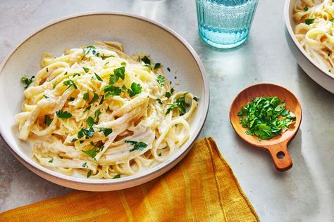 Fettuccine Alfredo Recipe Heavy Cream, Authentic Alfredo, Fetuccini Alfredo, Cream Substitute, Heavy Cream Substitute, Parmesan Butter, Make Alfredo Sauce, Fettuccine Alfredo Recipes, Homemade Mixes