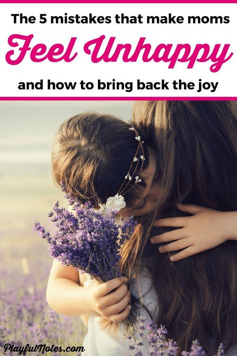 Check out these 5 mistakes that might prevent you for enjoying motherhood and start making a change in your life today! You can finally stop feeling like an unhappy mom and start finding joy in motherhood! --- Motherhood tips | Mom life | Tips for mom | U Motherhood Struggles, Making A Change, Motherhood Tips, Mom Brain, Boss Mom, Happy Mommy, Motherhood Inspiration, Stop Feeling, Mom Life Hacks