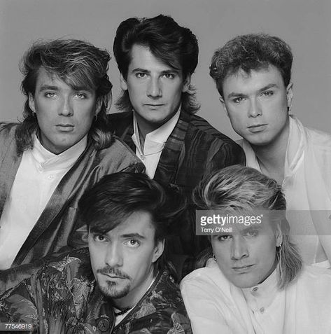 80s Men Fashion, Spandau Ballet, Ballet Gif, London People, Ballet Posters, Ballet Pictures, 80s Men, Ballet Poses, Ballet Photos